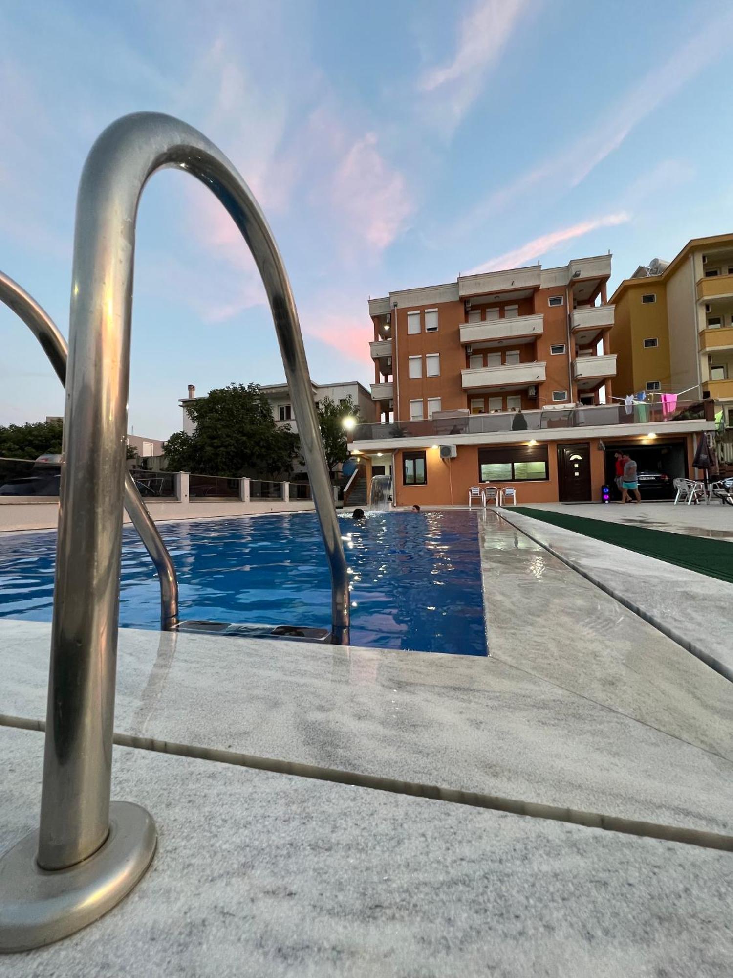 Apartments Zalli Ulcinj Exterior photo