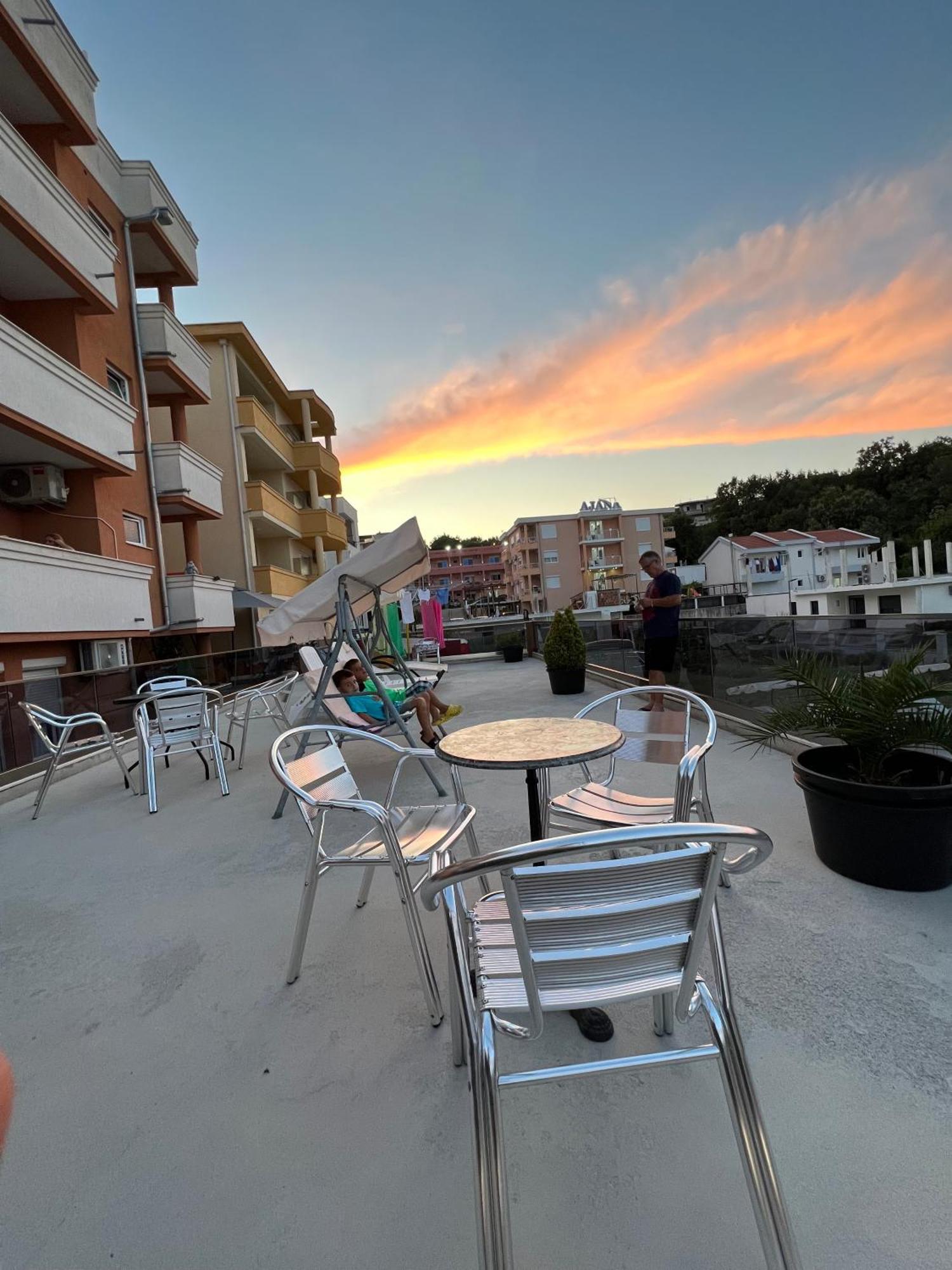 Apartments Zalli Ulcinj Exterior photo