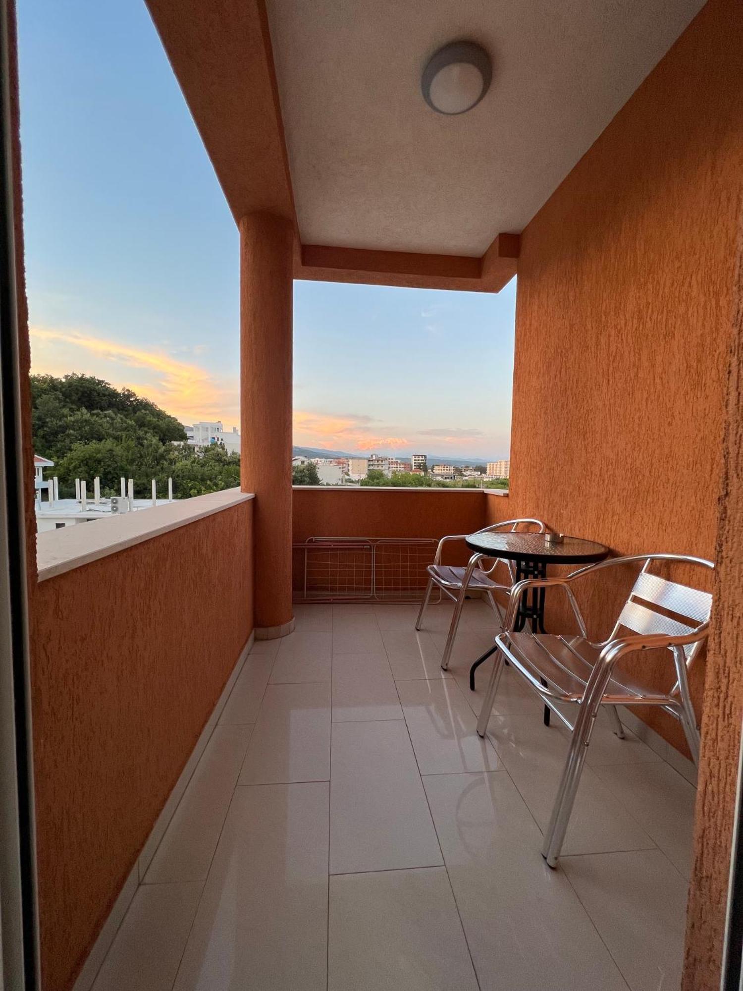 Apartments Zalli Ulcinj Exterior photo